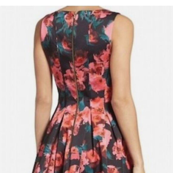 NWT French Connection Black Pink Floral Fit & Flare Mini Dress, Size 4 - Picture 2 of 16